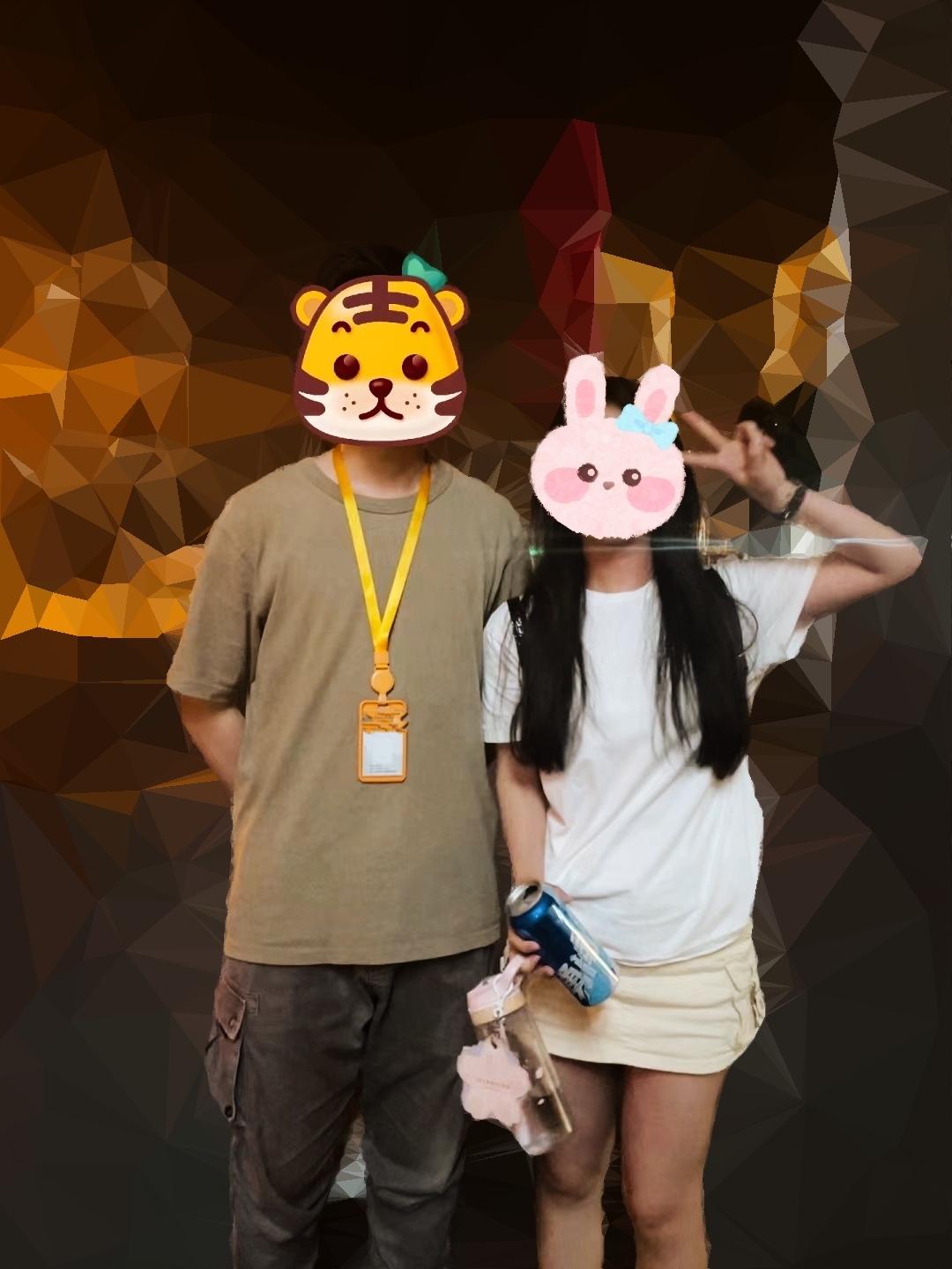 关键词:邻居 学长 好感 帮助 喝酒 送回 洗澡 交往 半推半就 开发 结束