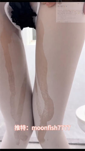 满屏幕都是大长腿！174CM的模特儿身材高挑大长腿妹子【橙子】美腿丝袜 很敏感 自慰容易喷水