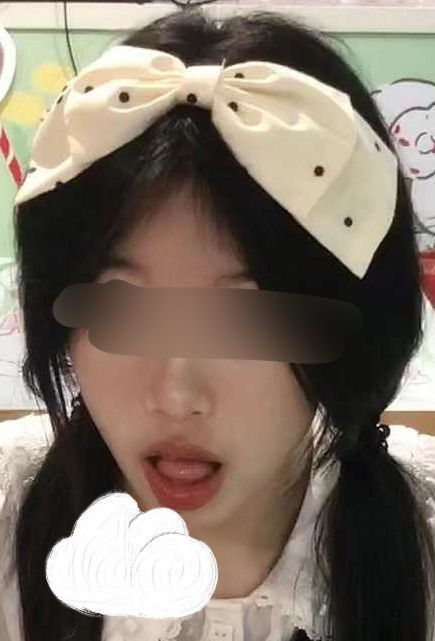 塞跳蛋回学校上课 在学校自慰被男同学听到了声音