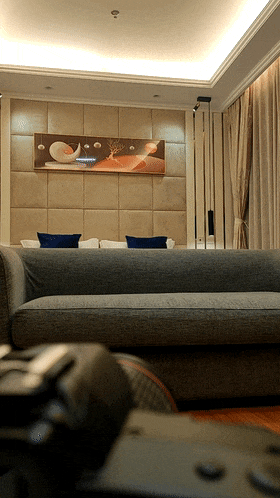 2000一小时，约拍20岁学舞蹈的大学生，一字马劈叉各种高难度展示