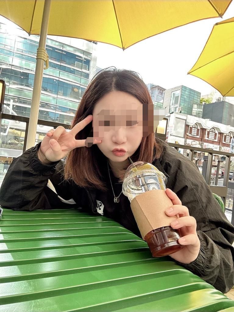 一句话总结自己：很想被辱罵的小母狗