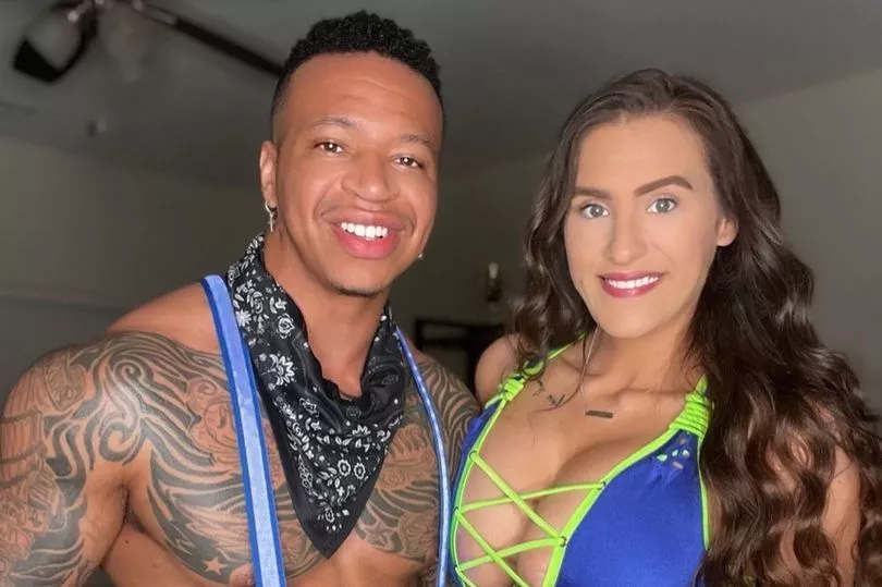 脱衣舞娘丈夫和其他女人睡觉——我为他感到骄傲