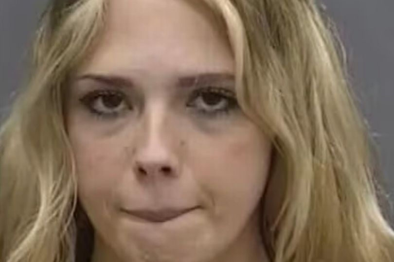 女子“冒充在家上学的青少年，引诱在 Snapchat 上认识的男学生并与其发生性关系”