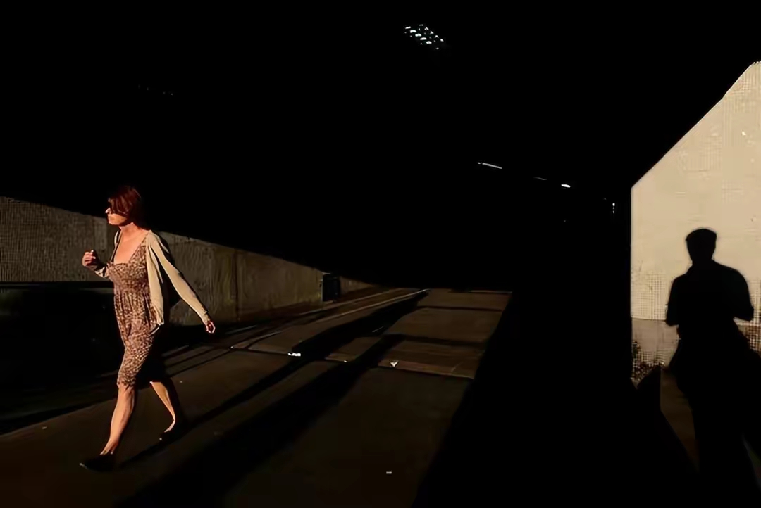 优秀街拍摄影作品欣赏，你敢拿起相机去拍吗？