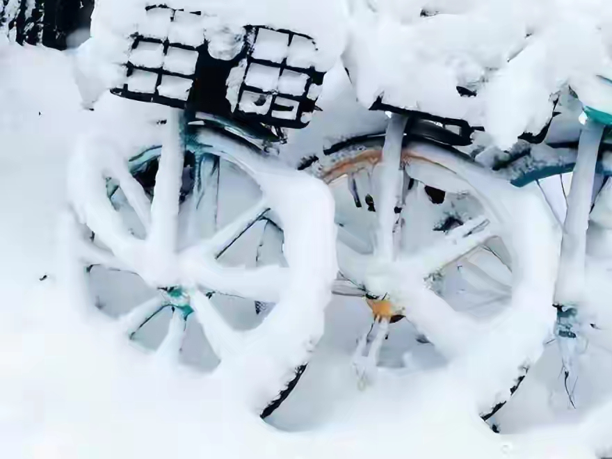 河南多地雷打雪，紫色闪电惊得乌鸦乱飞，新一轮降雪或十年来最大