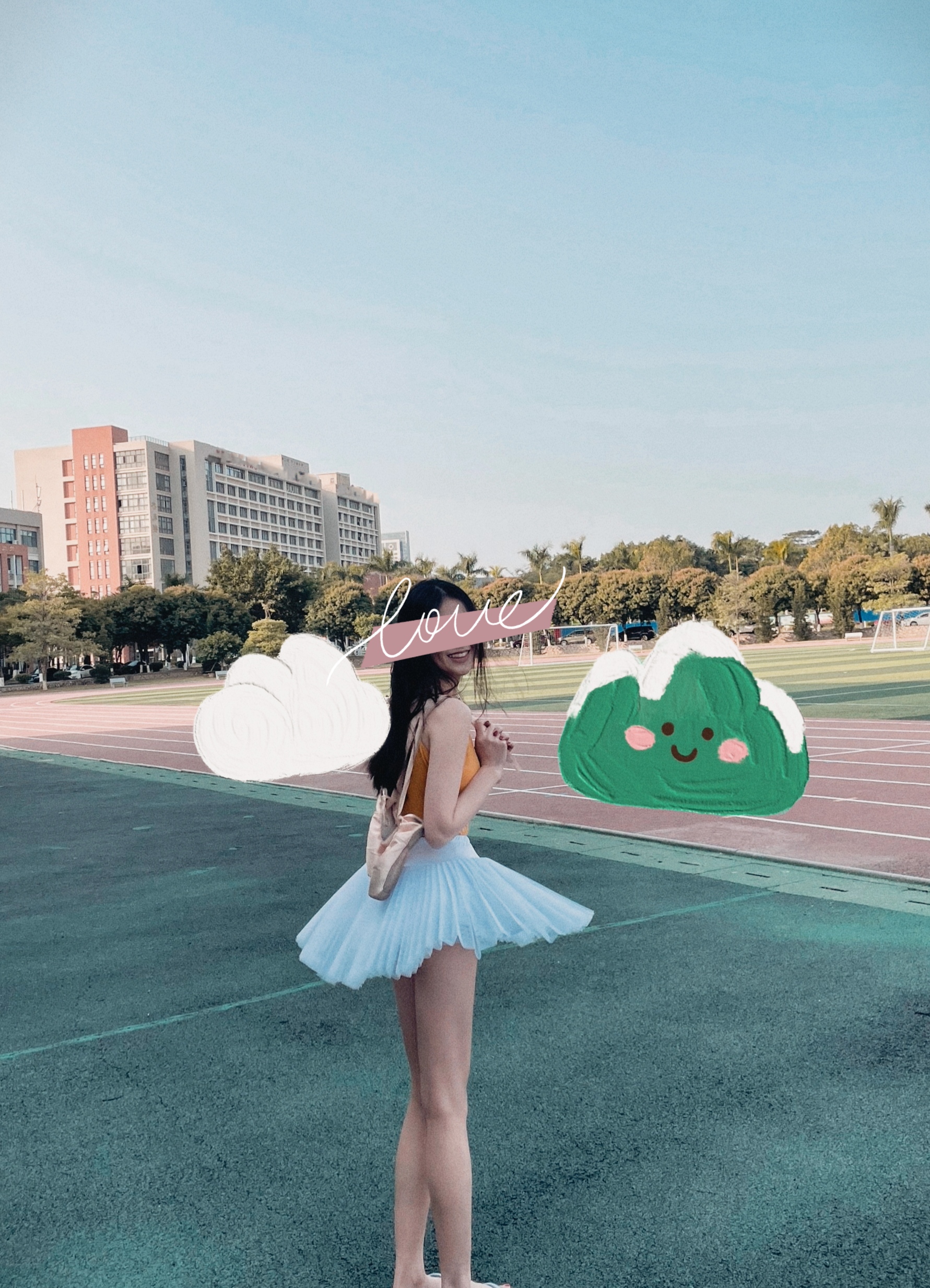 [舞蹈生系列]尹同学在线解答舞蹈女孩平胸问题