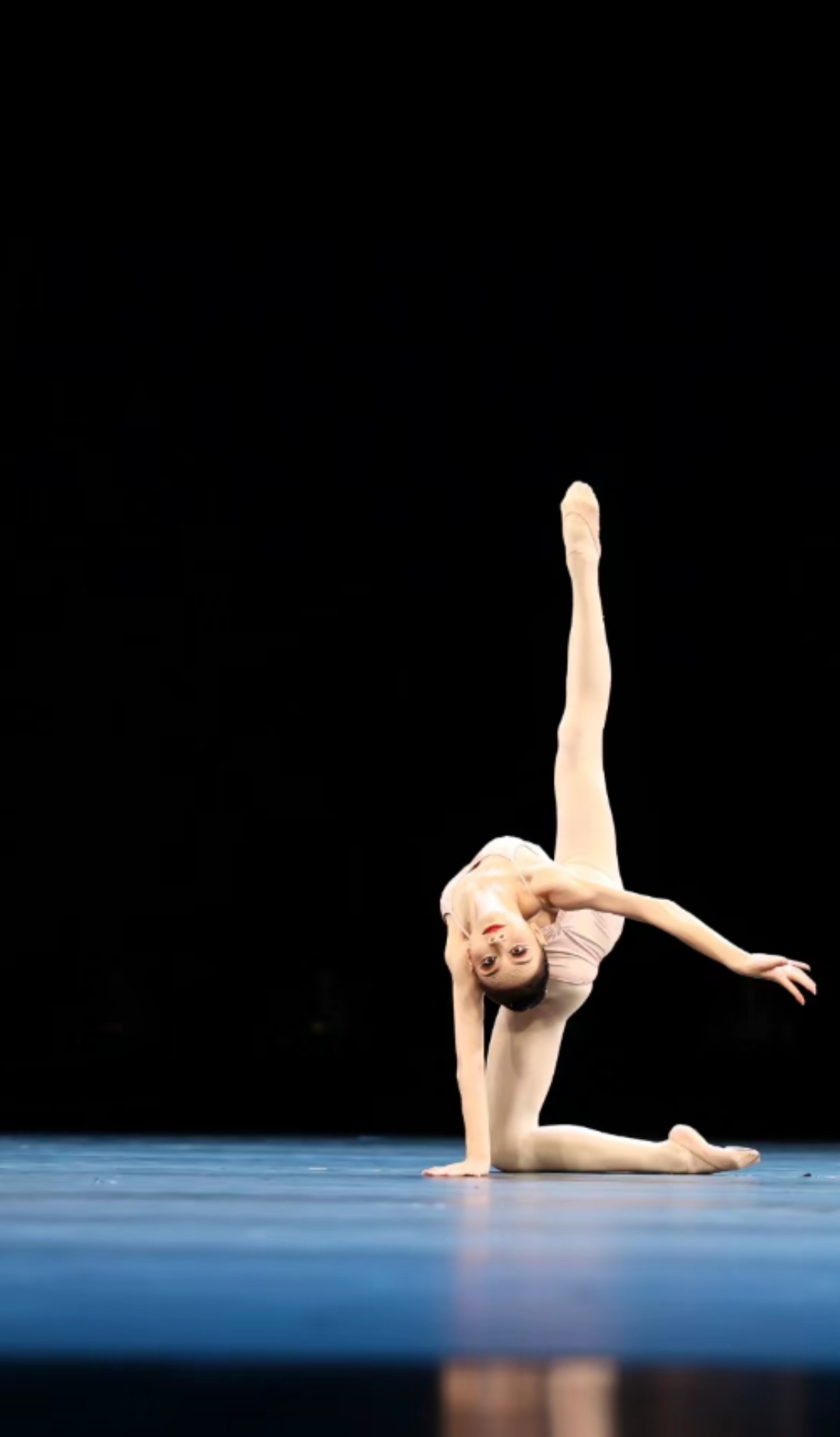 学舞蹈的艺考生们