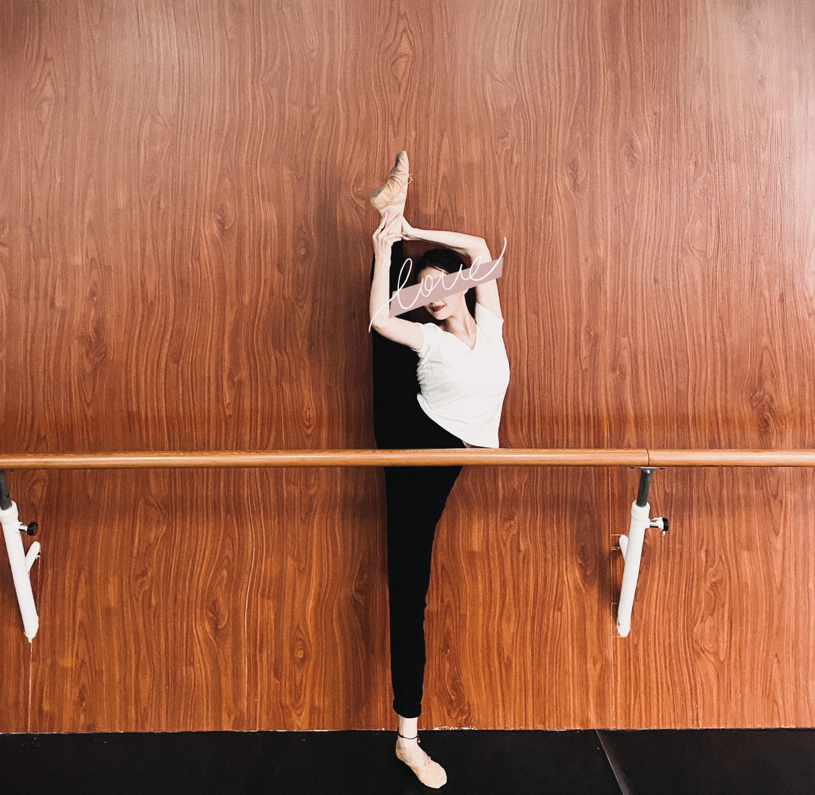 [舞蹈生系列]尹同学在线解答舞蹈女孩平胸问题