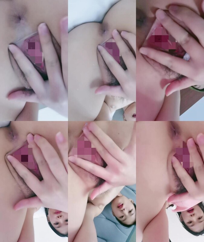 19岁清纯校花【纯情少女19】纯天然无添加的美，黝黑发亮的那撮凌乱的阴毛，让人看了好心动，脱光好评撸