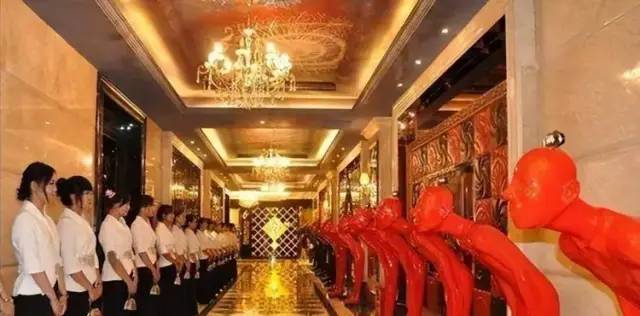 包夜400万，圈养小白脸！无数人为她争风吃醋的第一花魁是什么来头