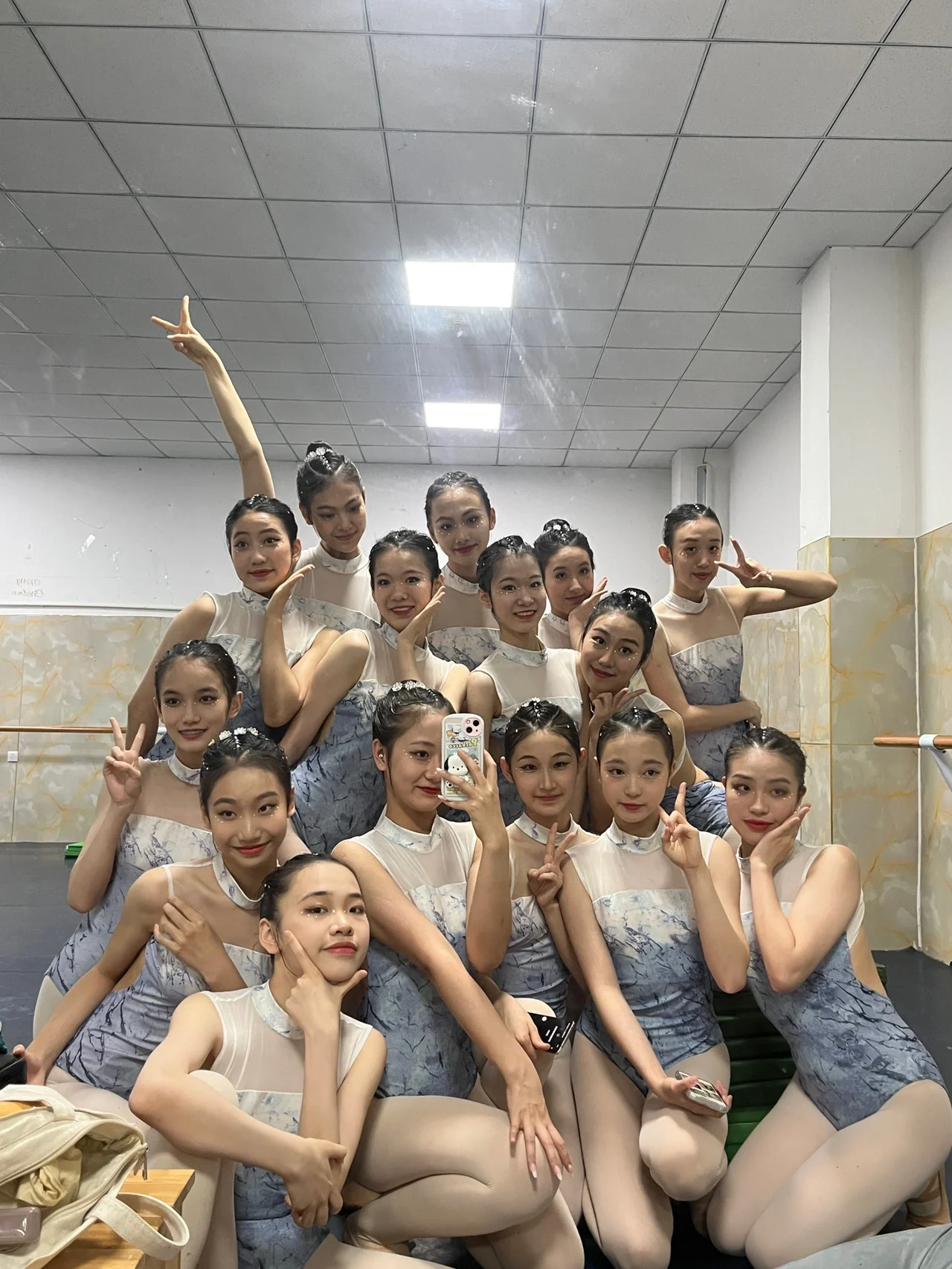 学舞蹈的艺考生们