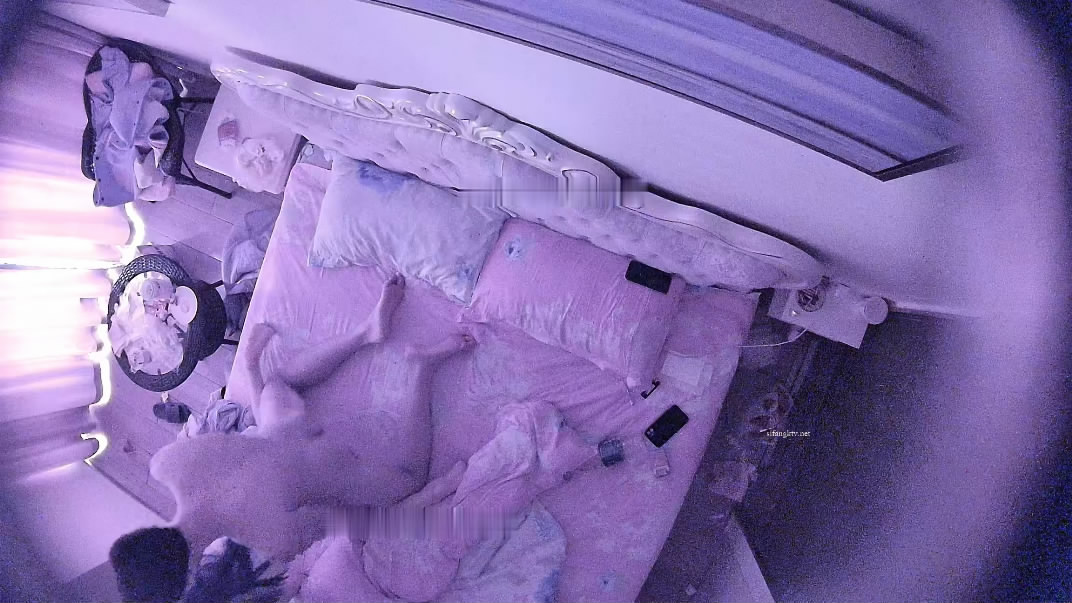 新流出酒店偷拍高颜值小情侣 性欲旺盛 每周都来开房操穴女神阴毛确实茂盛一看性欲就旺盛