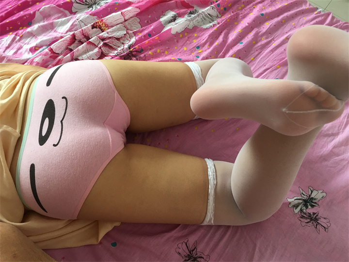 我在济南玩过的三通楼凤，这菊花就是比逼紧？