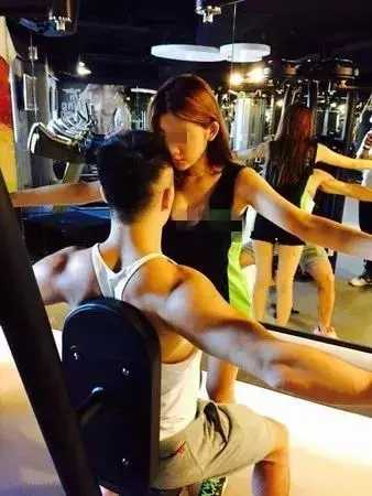 确定这是健身房，不是“风月场所”？干脆直接当场do了…
