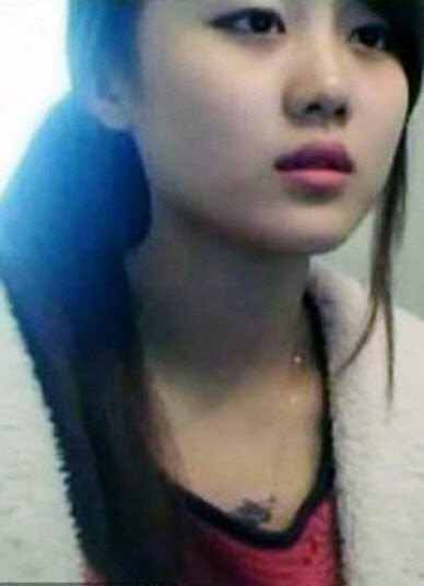 卧槽卧槽，她终于出狱了～