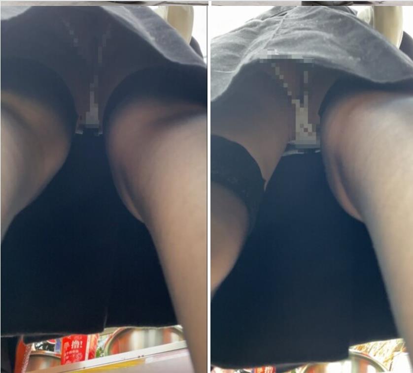 偷拍美女裙底风光成都车展银色连衣裙细高跟极品美女，白色窄内 UR级反差骚货黑丝筒袜配情趣开档内裤