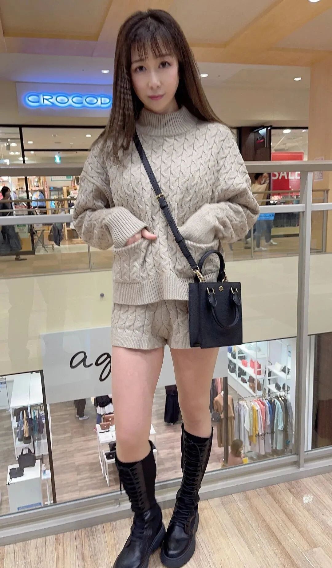 [AV女优]东北大长腿美女，在日本拍A片火啦！--林美玲