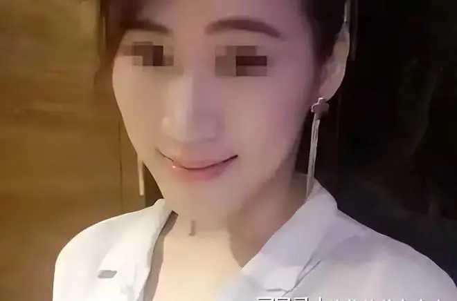 女子因误发裸照给男同事，遭遇强迫性关系，网友：自作孽不可活