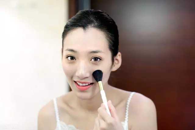 女人偷吃后晚上跟老公同房是什么感觉？一位39岁的女人说了实话