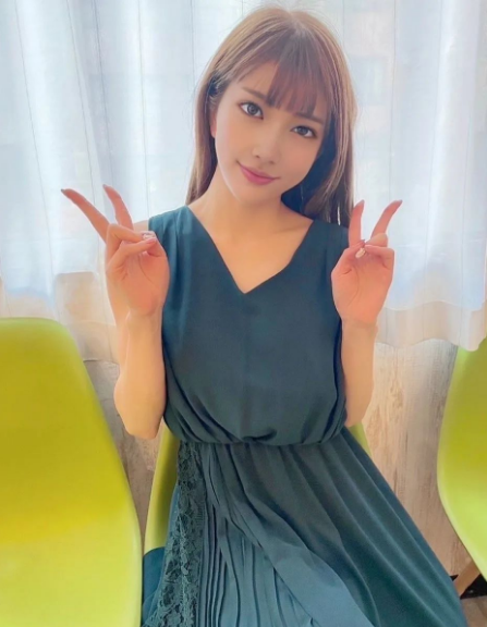 [AV女优]世界首个AI女优作品上架，撞脸Angelababy