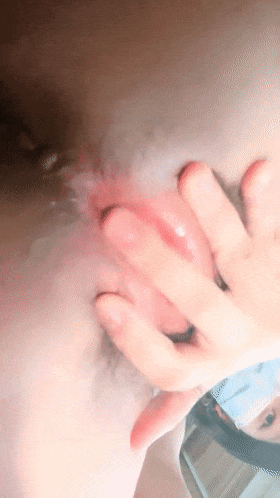 寒假前最后一次的放纵，G奶大学生回归【班长大人】女生宿舍 漂亮学生妹脱光自慰，青春美好的肉体一览无余