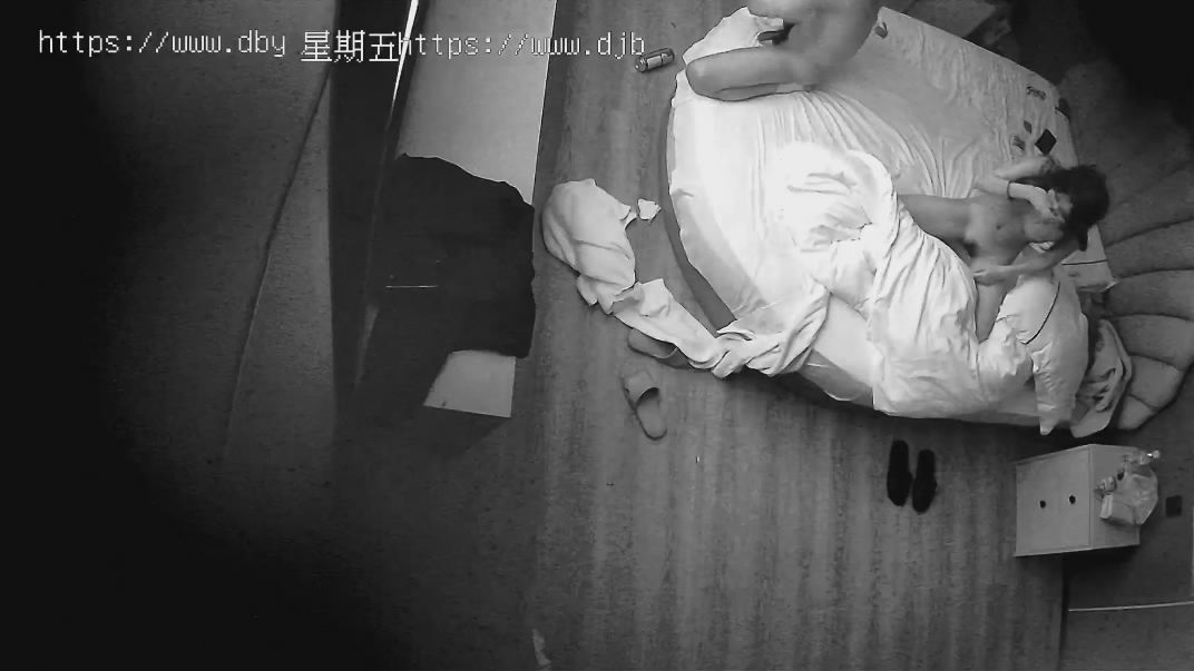 新流出酒店扇贝圆床偷拍晚礼服气质靓妹酒局散后不尽兴开房继续喝酒打闹跳舞操逼