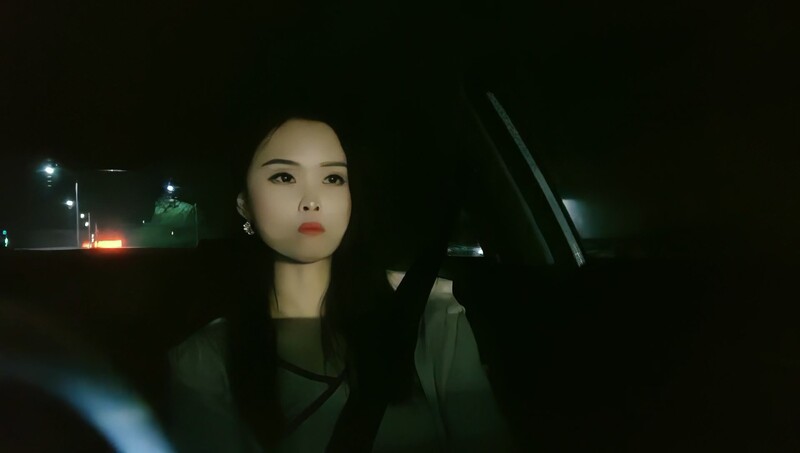 一直加钱 2700人民币拿下了从不外出妹子酒店推倒，偷偷拔套内射，玩得就是这么刺激