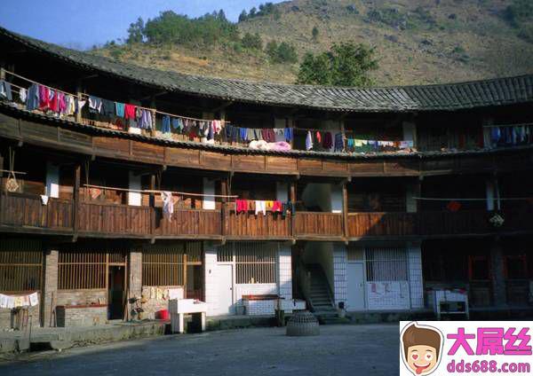 惜日的一夜情>5情陷髮廊妹