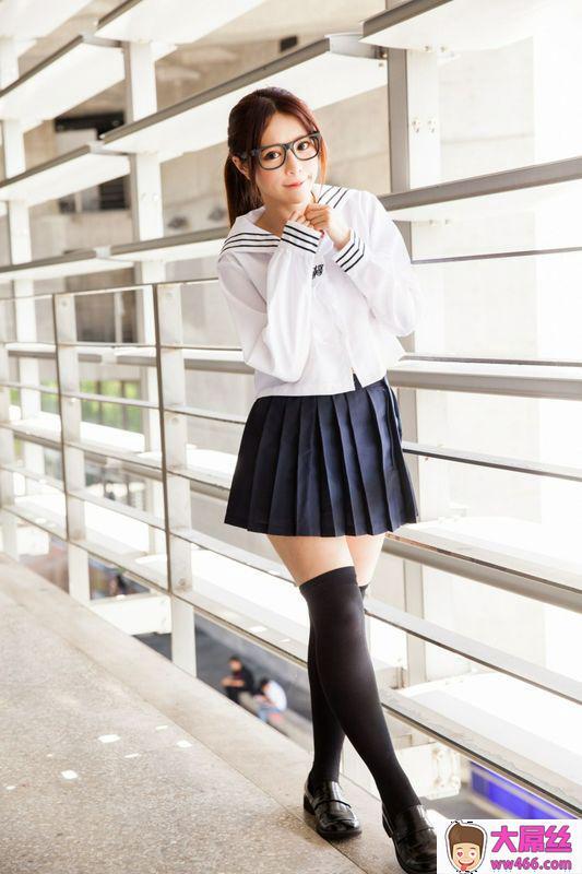 张齐郡Julie水手学生服找回初恋的感觉