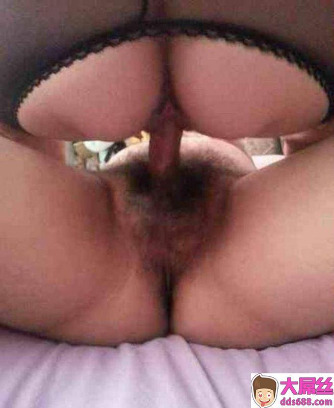 插进去小嘴巴,大力输出精液