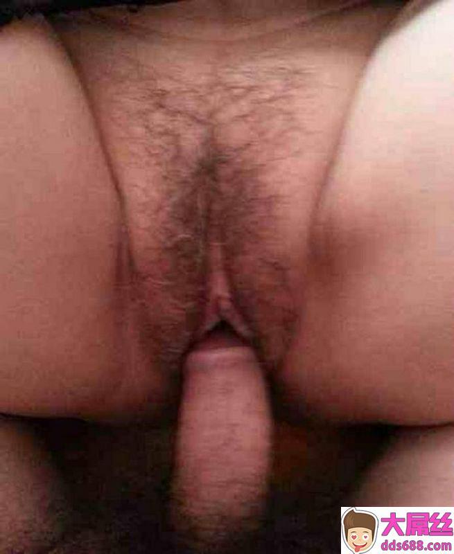 插进去小嘴巴,大力输出精液