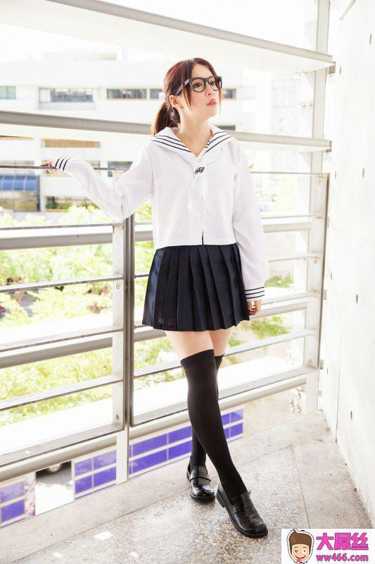 张齐郡Julie水手学生服找回初恋的感觉