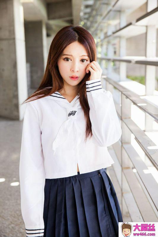 张齐郡Julie水手学生服找回初恋的感觉