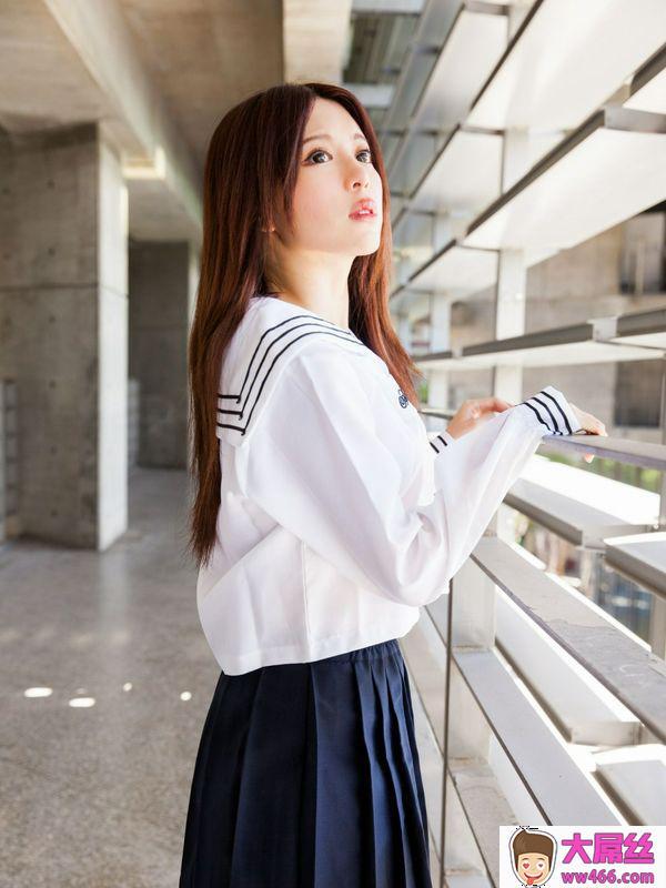 张齐郡Julie水手学生服找回初恋的感觉