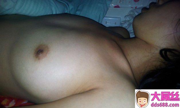 大长腿的女友.生活照露脸,能玩年的