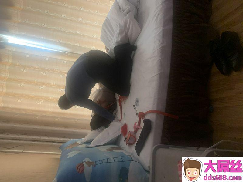 火机验证首次,前后开弓操,不叫啊啊啊,只有嗯嗯嗯。两盒套全用光了。真的刺激