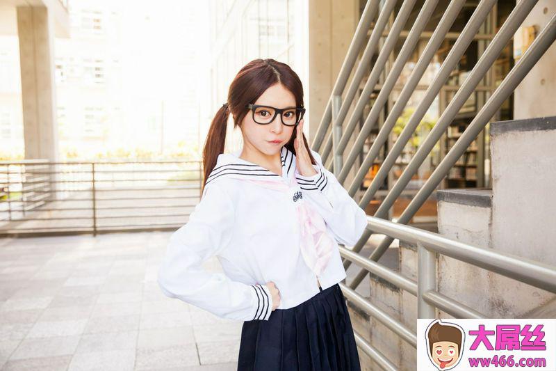 张齐郡Julie水手学生服找回初恋的感觉