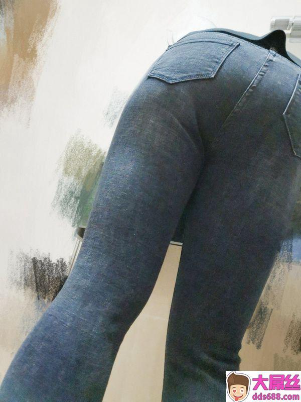 身材保持不错人妻日常