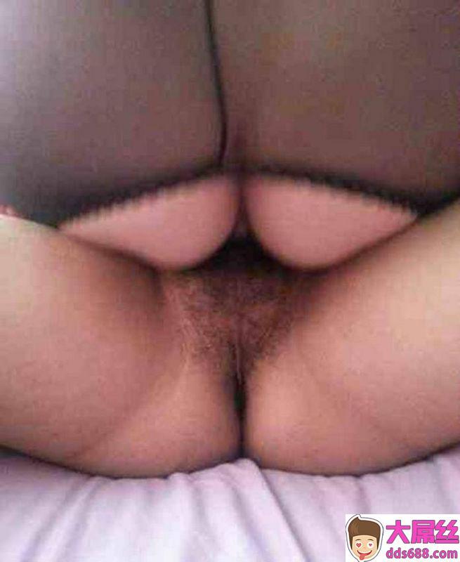 插进去小嘴巴,大力输出精液