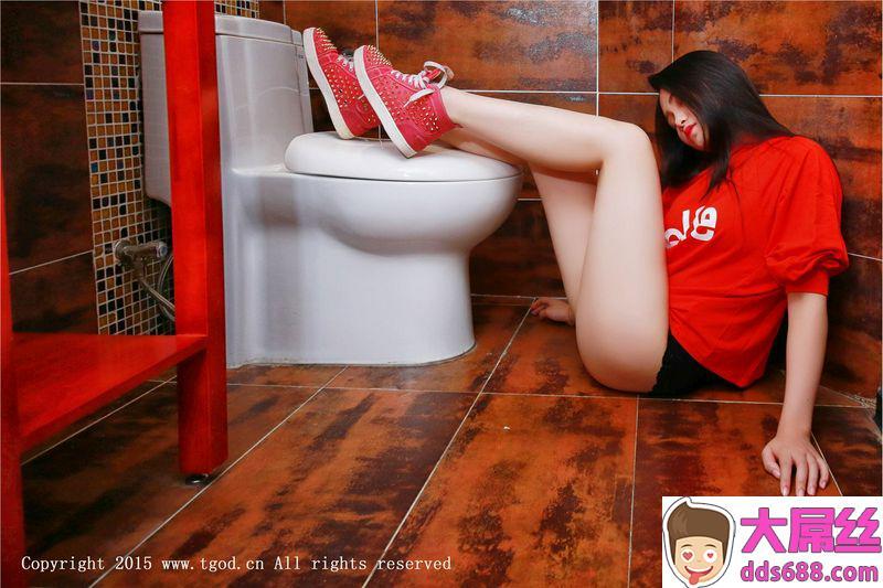 亚洲性感小野兽佩佩Cassie