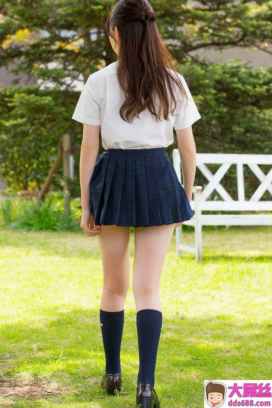 近藤あさみ绝对领域稚嫩蜜腿鼓舞网友的心