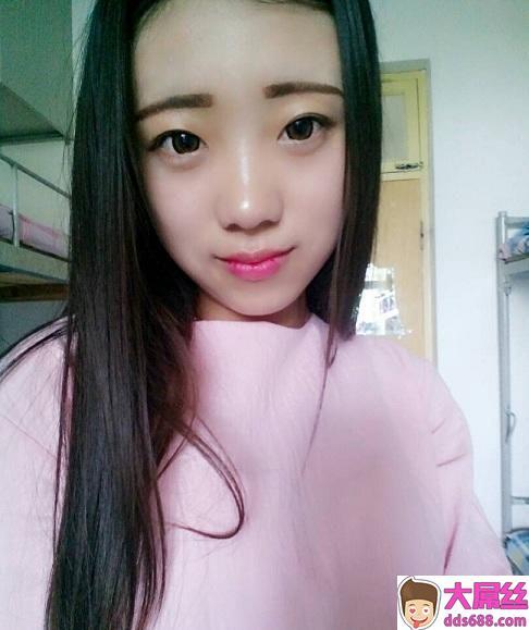 爆菊其实并没有日屄爽,口部紧一点而已,勒得还不舒服