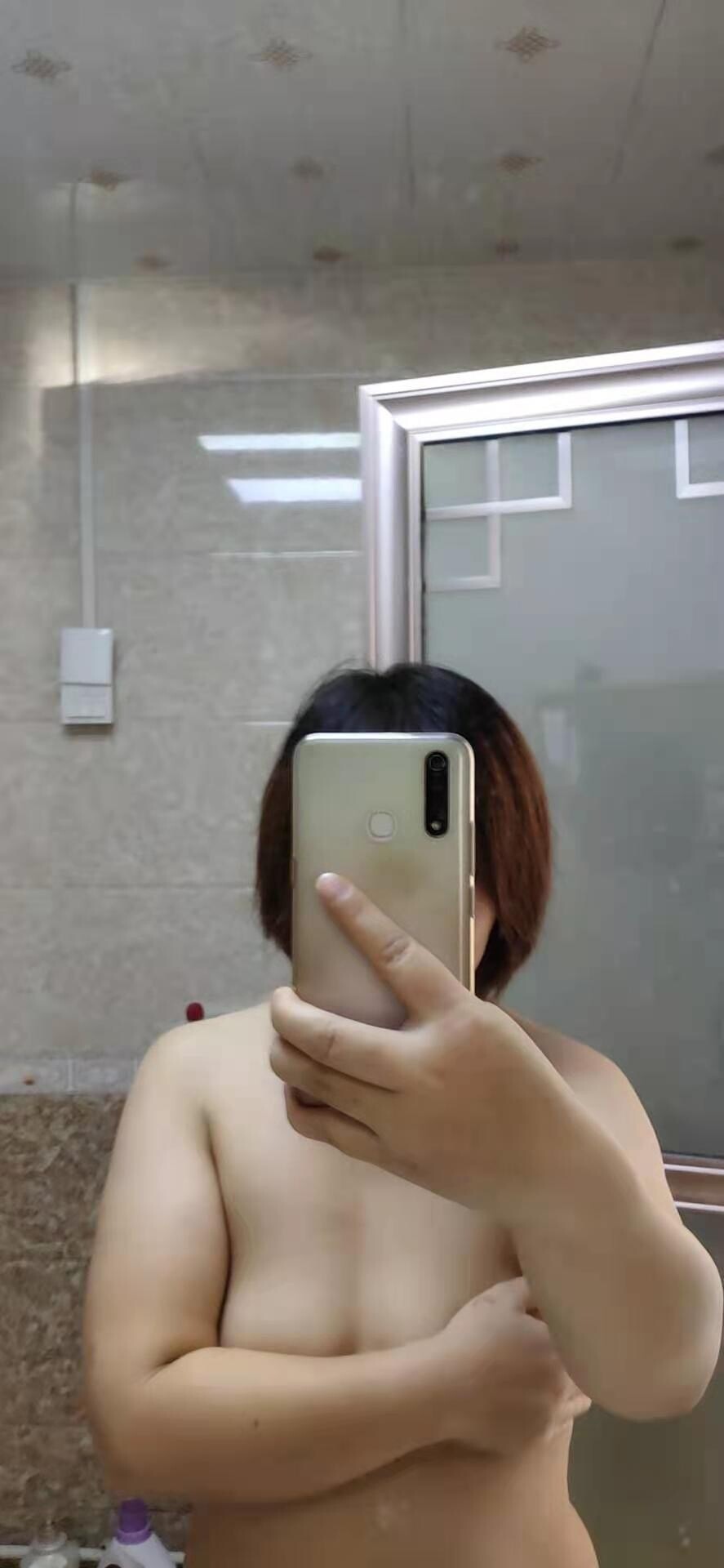 让我回忆的女人-肉坦小妹妹，因老公出轨和我车震后听话的不得了