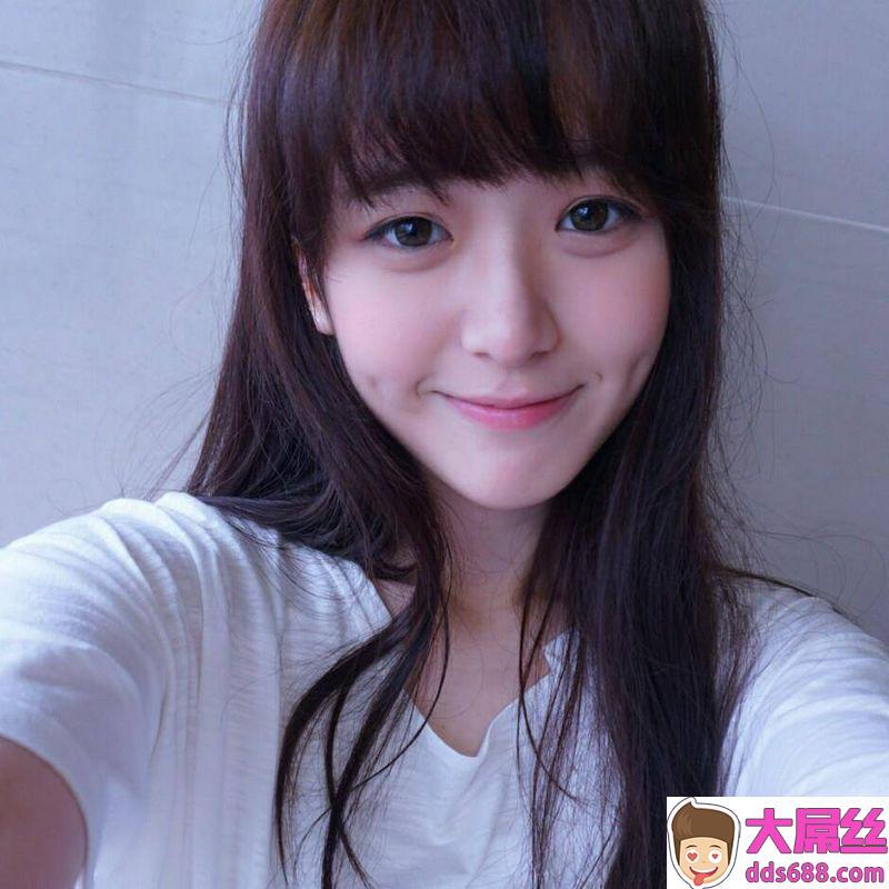 王绪绪台艺大系花颜值逆袭内地