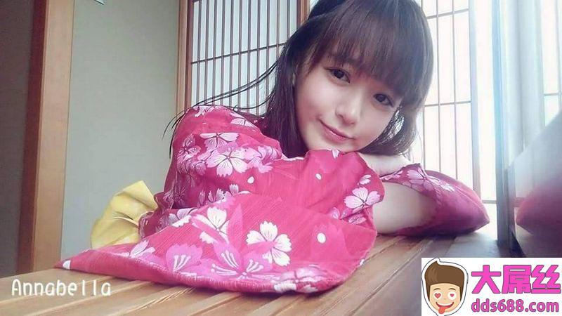 王绪绪台艺大系花颜值逆袭内地