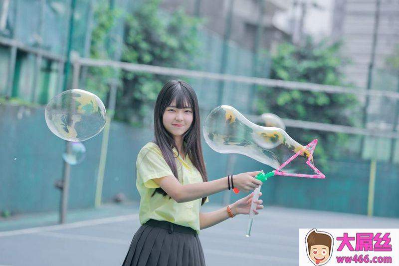 地表最强高校生！景美女中甜美正妹许悦让人瞬间恋爱