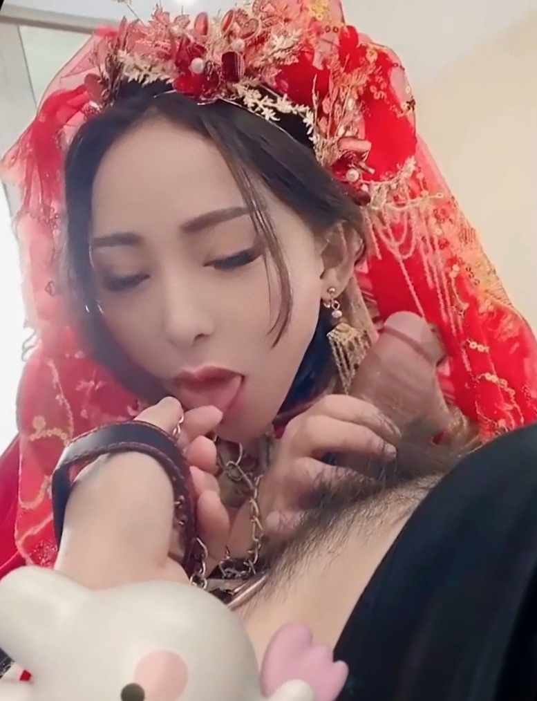 还未到结婚年龄的肥臀婊扮华丽新娘母狗[28P]