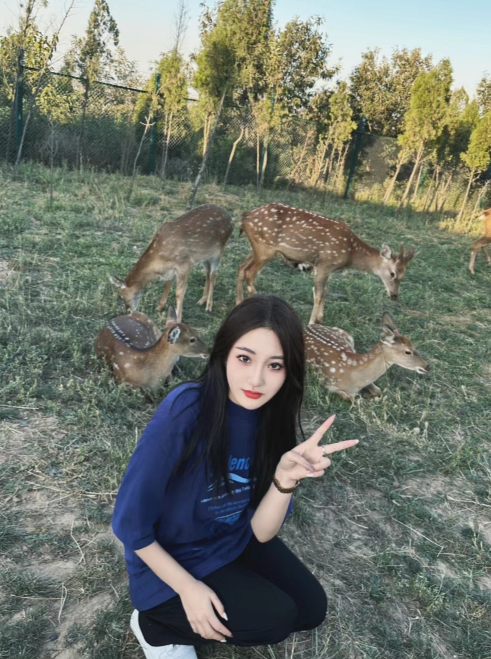 还未到结婚年龄的肥臀婊扮华丽新娘母狗[28P]