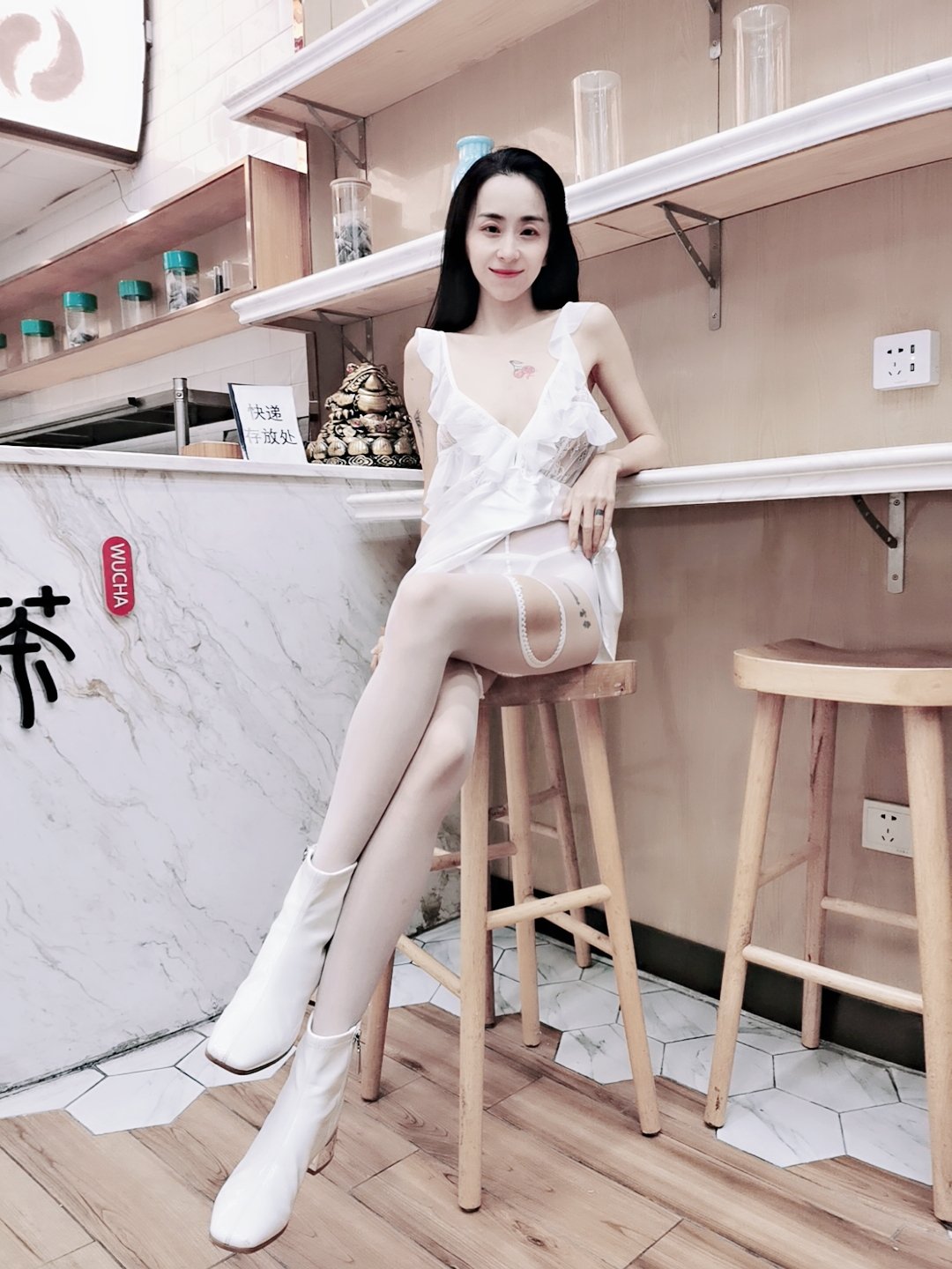 性奴人妻大婊姐[59P]