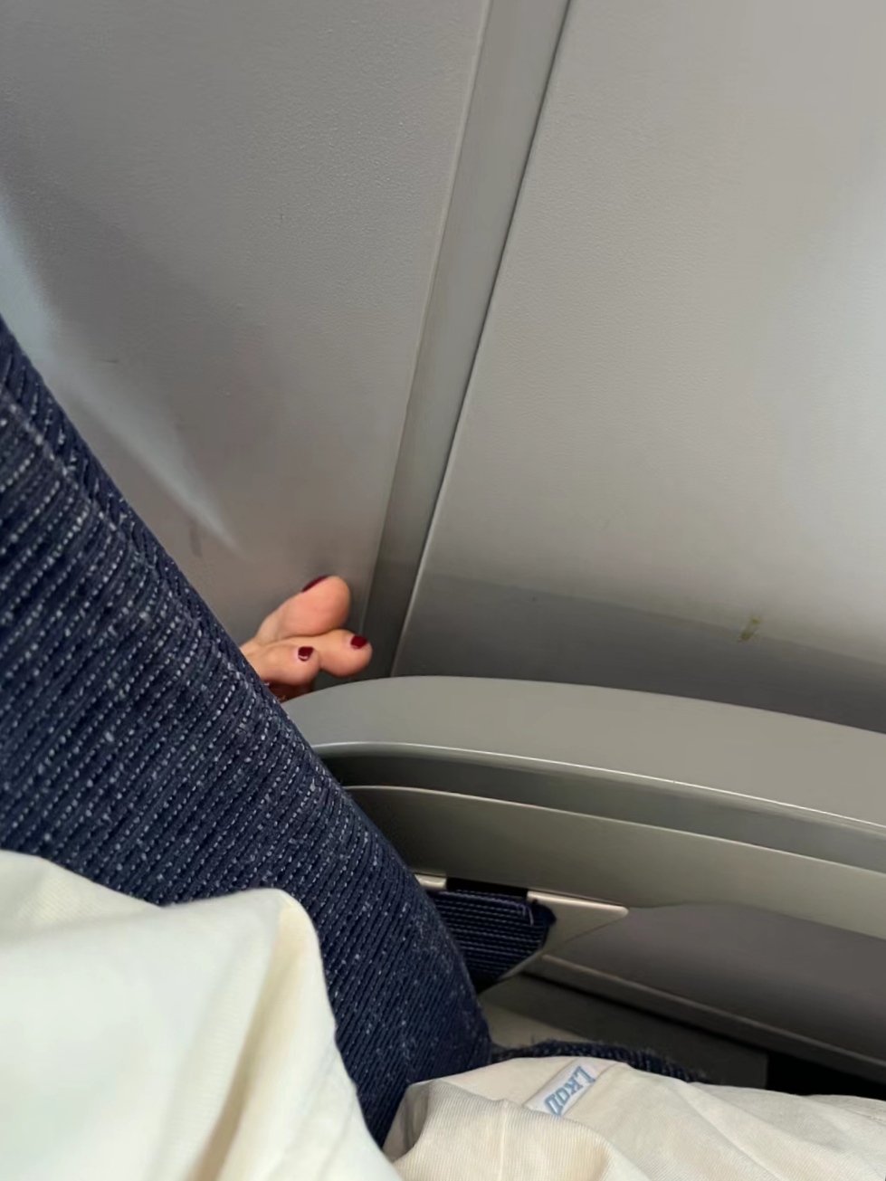 没有边界感的漂亮脚丫子